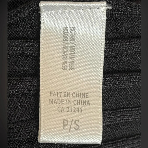 5/20$ La Contemporaine  black shirt - Picture 4 of 5